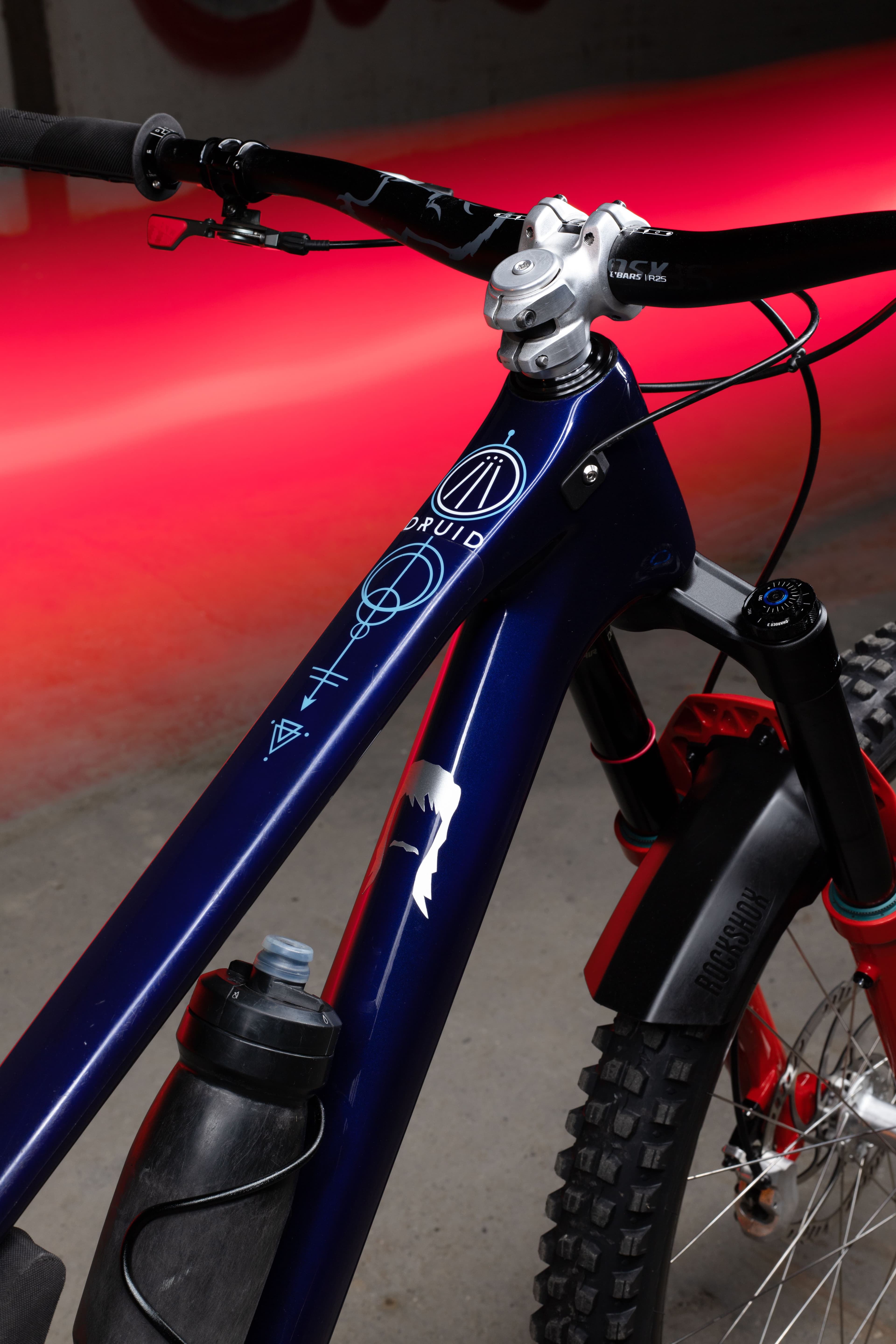 Bicicleta con diseño de adhesivos personalizado FlipBikes
