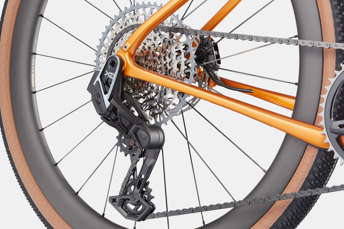 BICICLETA CANNONDALE 700 TOPSTONE CARBON LTD LEFTY